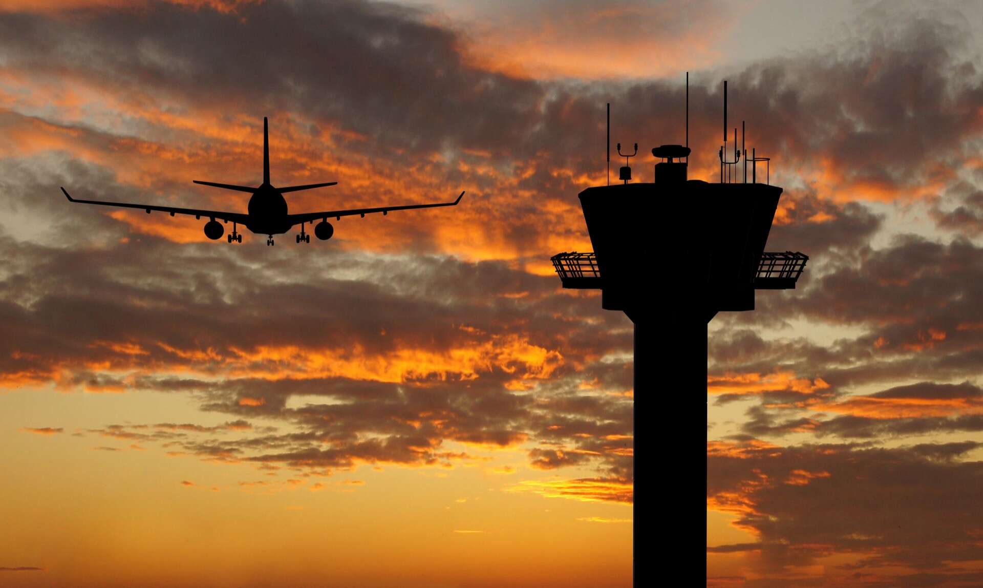 Un avion dérouté de Beauvais à Liège